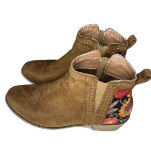 Tiara Los Angeles Ankle Boots Womens Size 9 Embroidered Faux Suede Boho Camel